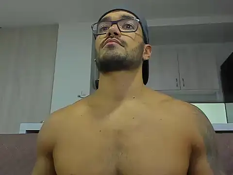 Alexander_Martines live cam on StripChat
