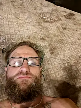 bearded_cross webcam