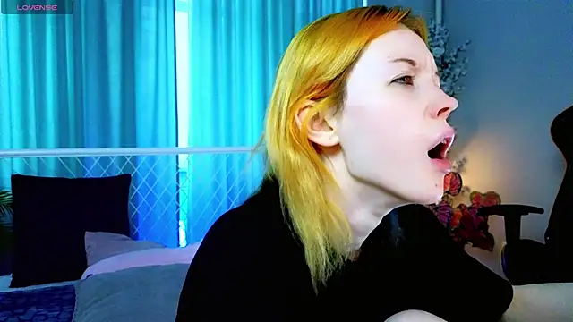 Kiara_Age webcam