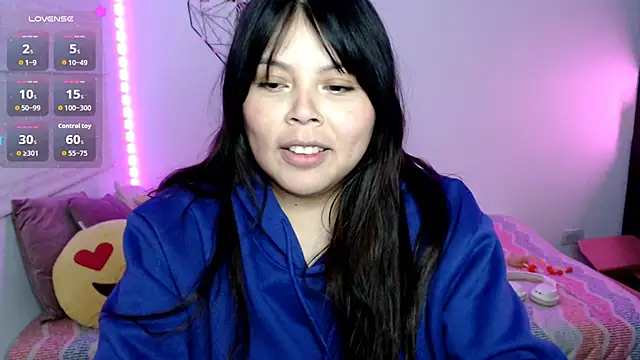 EllieMoonX webcam