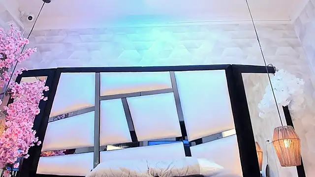 TessaCooper1 webcam