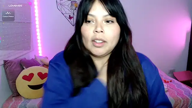EllieMoonX webcam