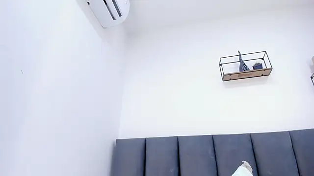 sam_doll_ webcam