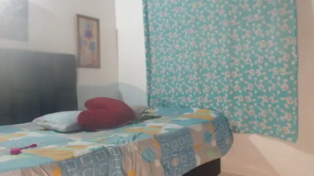 Doll_rihana live cam on StripChat
