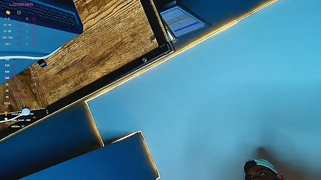 massimo_visconti (M young) - show ass and play with the hole