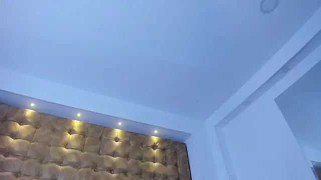 violet_giraldo webcam
