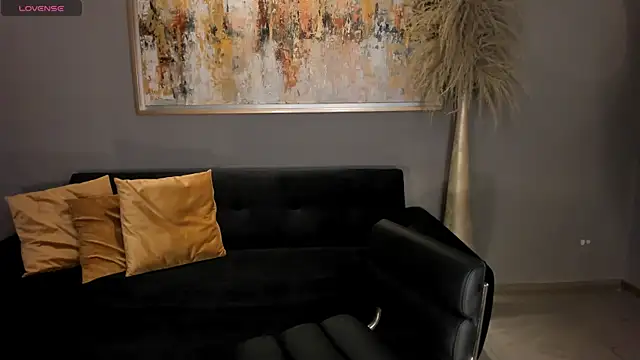 SunnyRivers live cam on StripChat