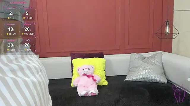 ZamanthaJhones live cam on StripChat