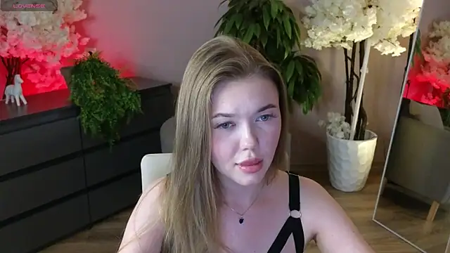Lina_deels live cam on StripChat