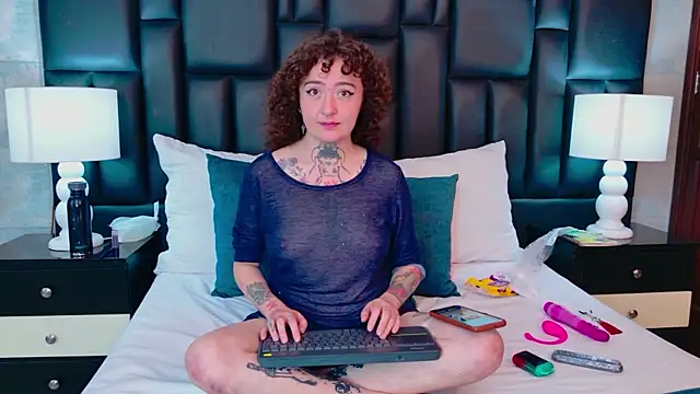 DaphneVelvett webcam