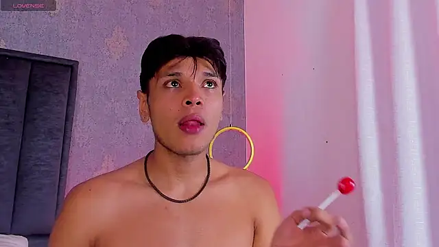 Alejandroo_Montenegro webcam