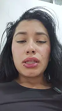 Your_Aleja15 live cam on StripChat