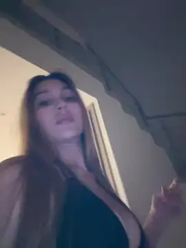 Nikii__ webcam