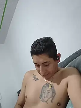 Tiger_cryad live cam on StripChat
