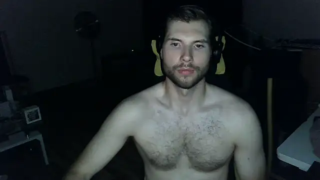 Ironman220 live cam on StripChat