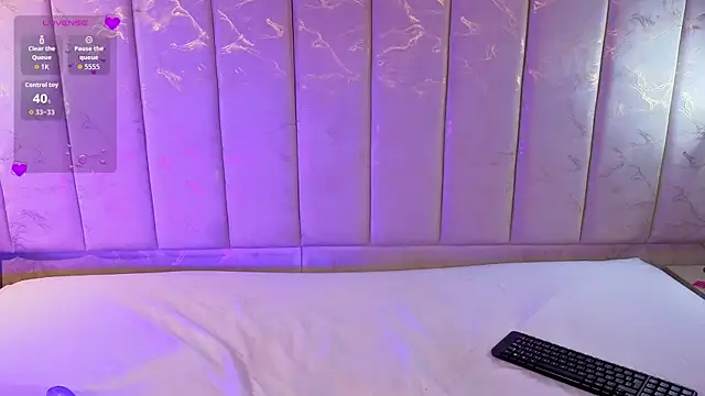 JulieDeep webcam