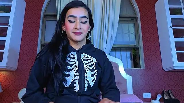 Sienna_Dark live cam on StripChat