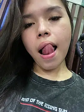 Cutecacssy live cam on StripChat