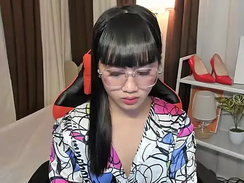 Alodia_so_hot live cam on StripChat
