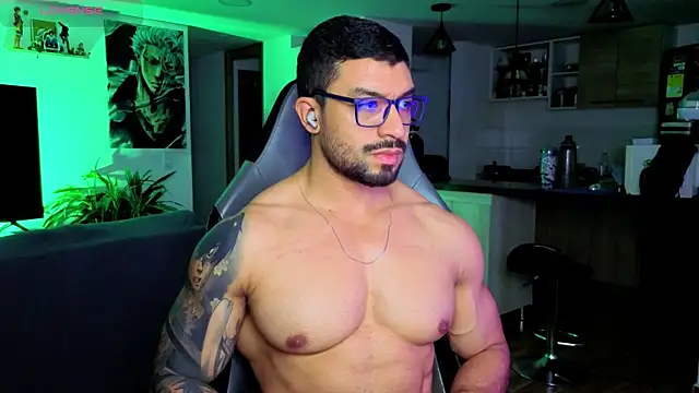 Michael_Diamond live cam on StripChat