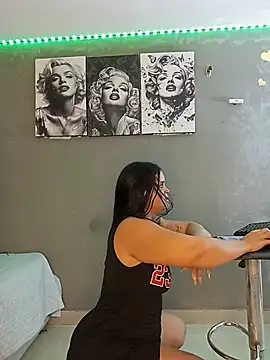 sexyzoe_69 webcam