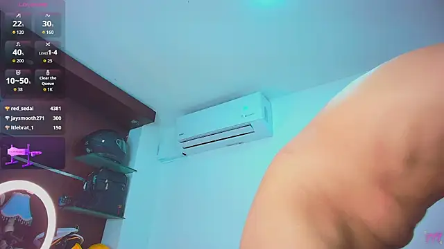Valentiinoss live cam