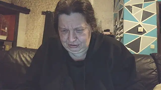 tigresse3 live cam on StripChat