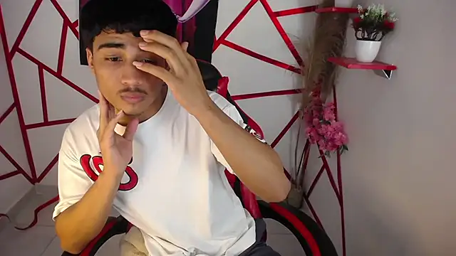 oliver-parker live cam on StripChat