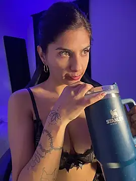 chicachocolate01 (F young) - Fingering pussy 🔥