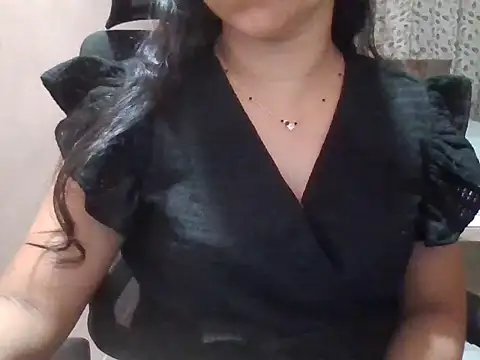 diya_04 - Diya_04's free webcam - UK Sex Cams