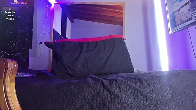 Adrian_Wolf webcam