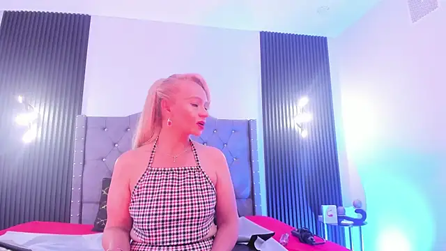 AnastasiaTaylor_ live cam on StripChat