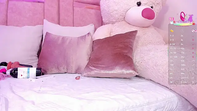 emily_daarell live cam on StripChat