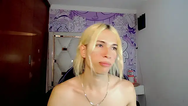 Larry_craft live cam on StripChat