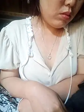 Tina-i live cam on StripChat