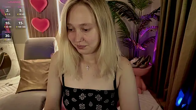 TinaShelton live cam on StripChat