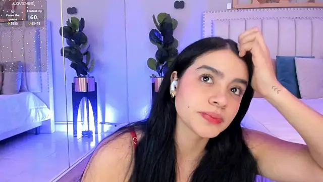 Eyes_Duque live cam on StripChat