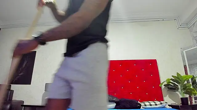 aron_clark live cam on StripChat