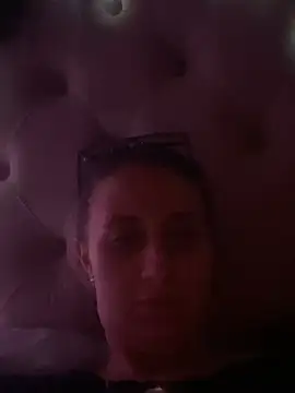 Flossy_Vettie live cam on StripChat