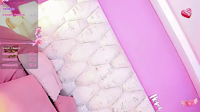 DaleskaSanchez live cam on StripChat