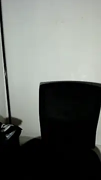 MatBrussel live cam on StripChat