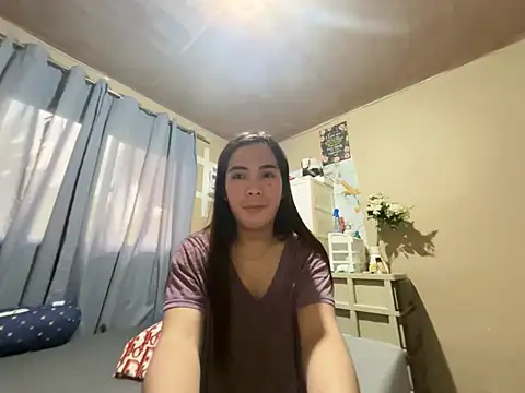 yen_yen live cam on StripChat