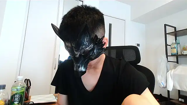 Wolf_Mask Live Webcam on Stripchat