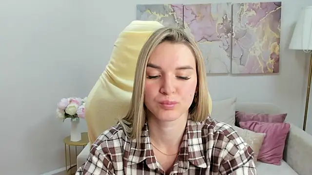 RoxyReignn webcam