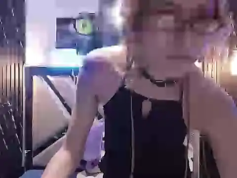vivienne_hadi webcam