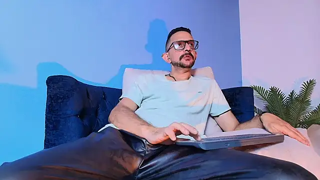 pigbananax webcam