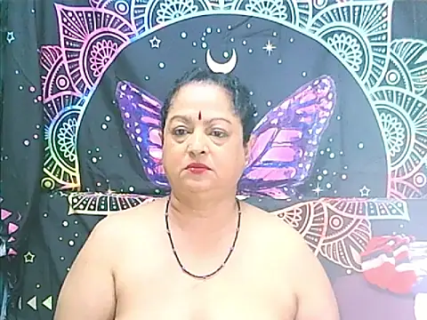 matureindian live cam on StripChat