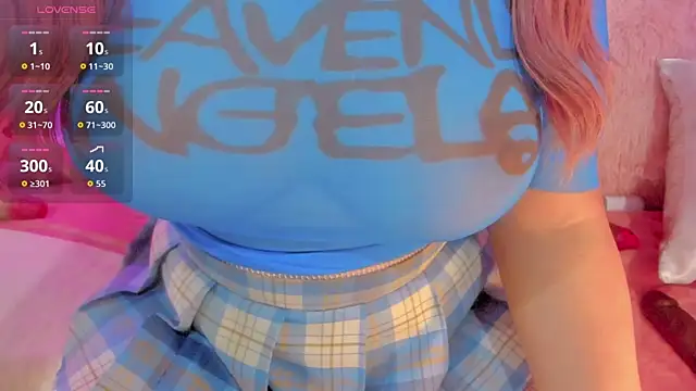 Blessed_Insomnia live cam on StripChat