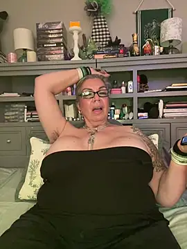 dieseldame1313 webcam