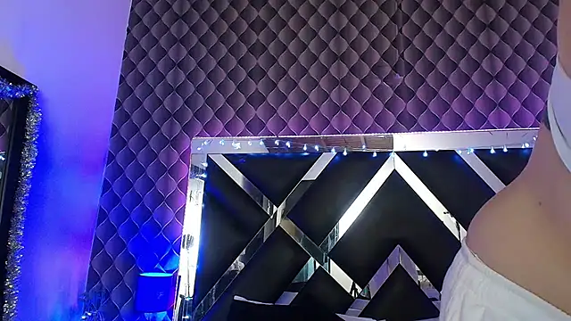 victoriaa_lee_ webcam